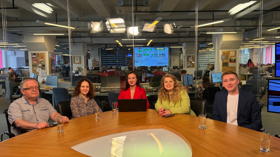 Эксперты обсудили роль медиа в жизни современной молодежи