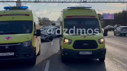 Три человека пострадали в результате массового ДТП на Кутузовском проспекте