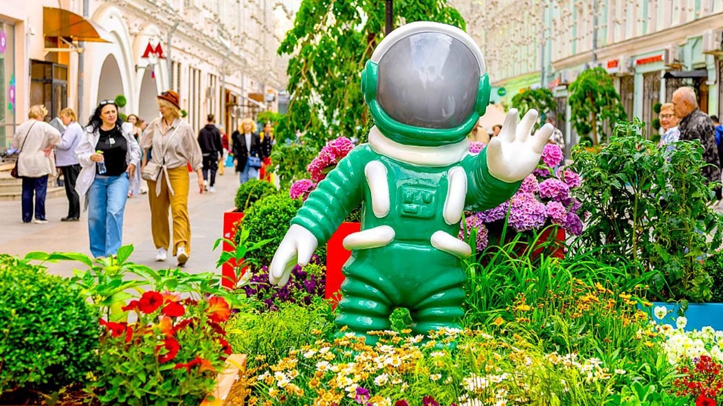 Предприниматели украсили площадки фестиваля «Сады и цветы» в Мещанском районе