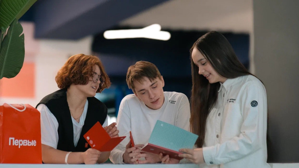 Школу, в которой не ставят оценок, запустили на Ямале