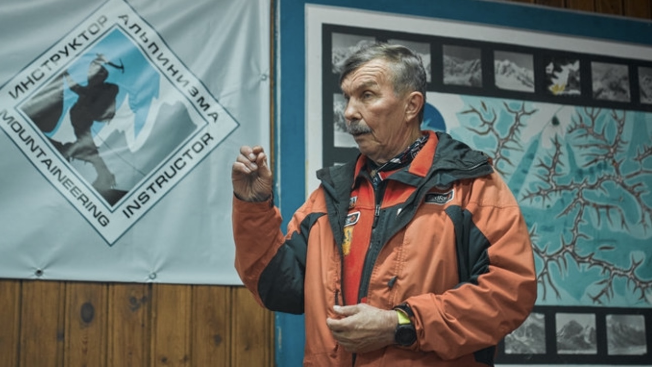 Стало известно, когда эвакуируют тело погибшего в горах альпиниста Расторгуева