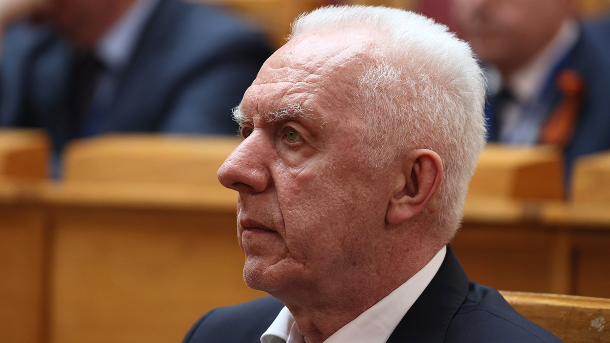 Путин присвоил Гуцану чин действительного государственного советника юстиции