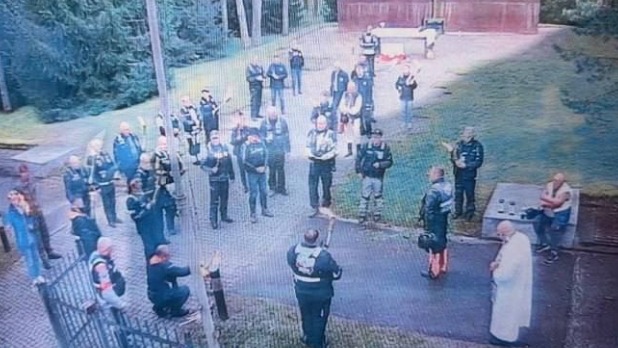 Полякам, устроившим русофобский обряд с факелами под Тверью, закрыли въезд в РФ