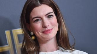 Эпштейн просил организовать встречу с Энн Хэтэуэй для него и Билла Гейтса