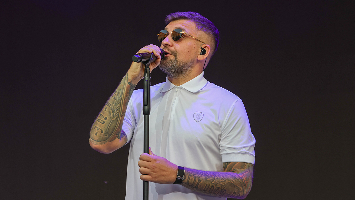 Россиянка просит признать родство с Бастой и взыскать с него 20 миллионов рублей