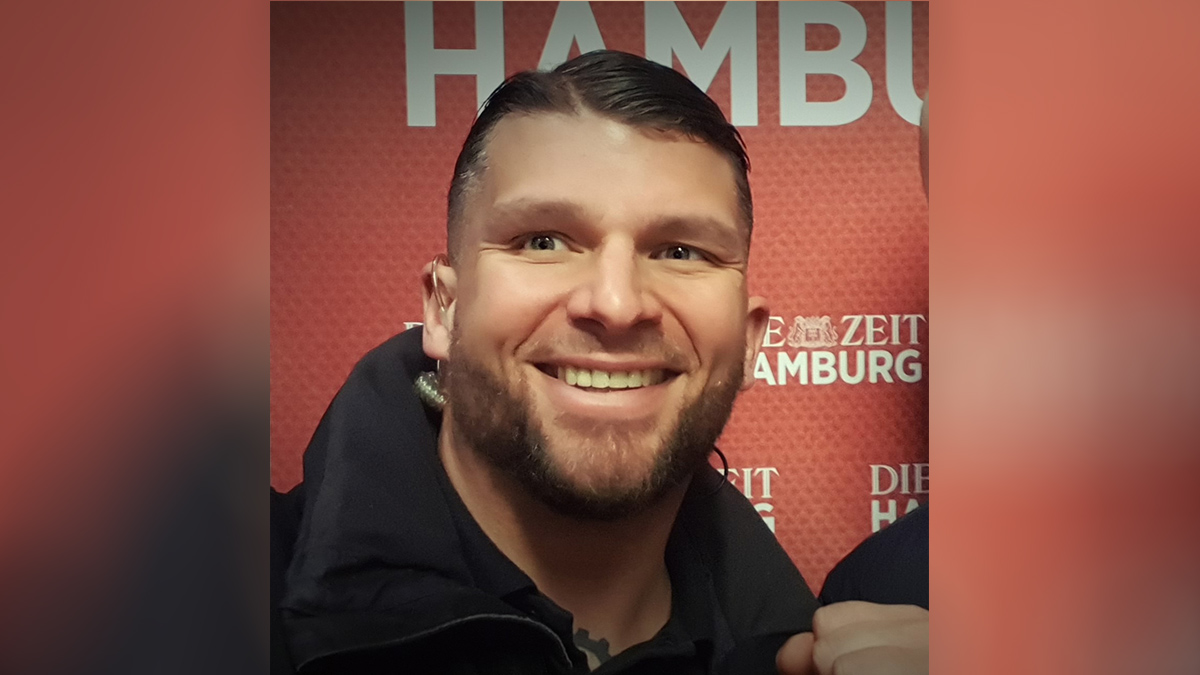 Актер и режиссер Тарек Элайль погиб в автокатастрофе накануне 44-летия