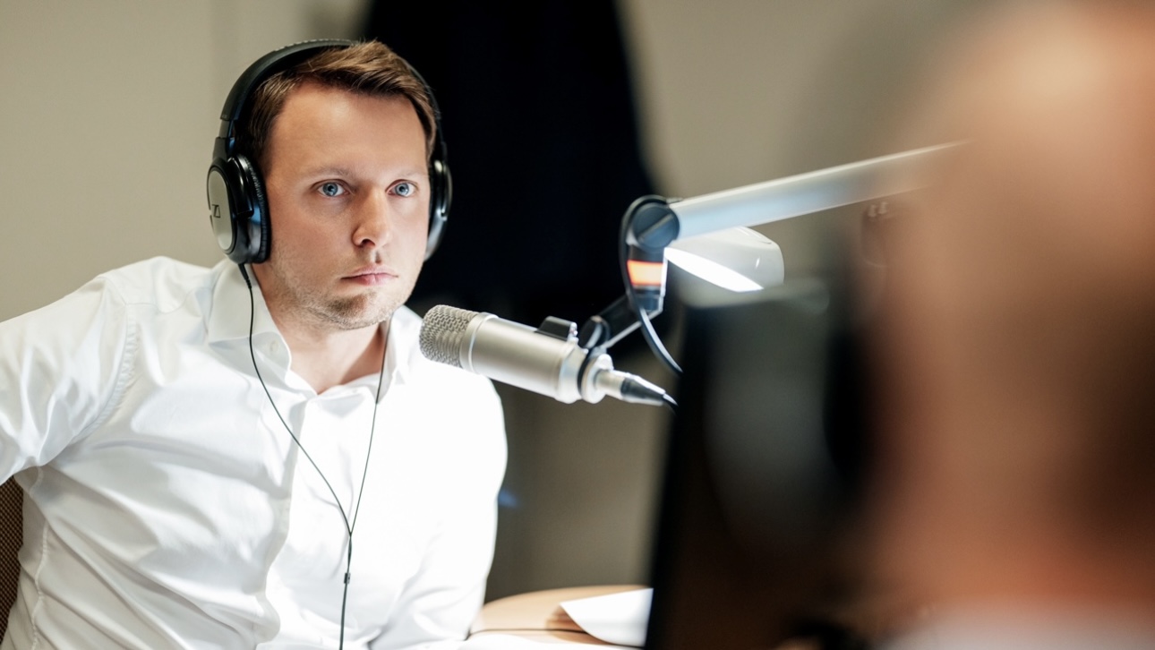 Стало известно, кто возглавил делегацию журналистов из Петербурга в Китае