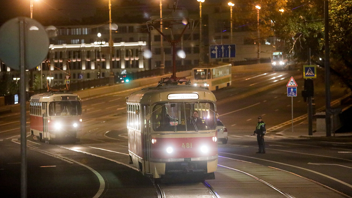 Парад трамваев и ретроавтомобилей пройдет на Чистых прудах 6 сентября