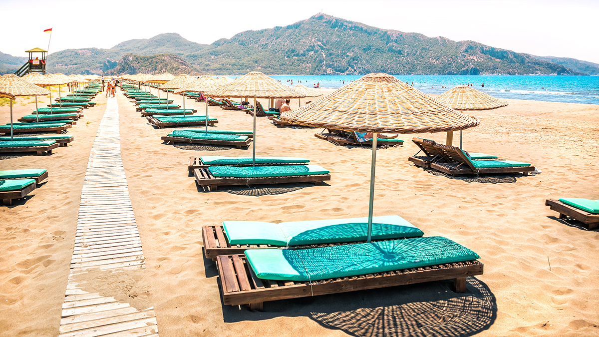 Где можно отдохнуть весной 2026 года за 100 тысяч рублей