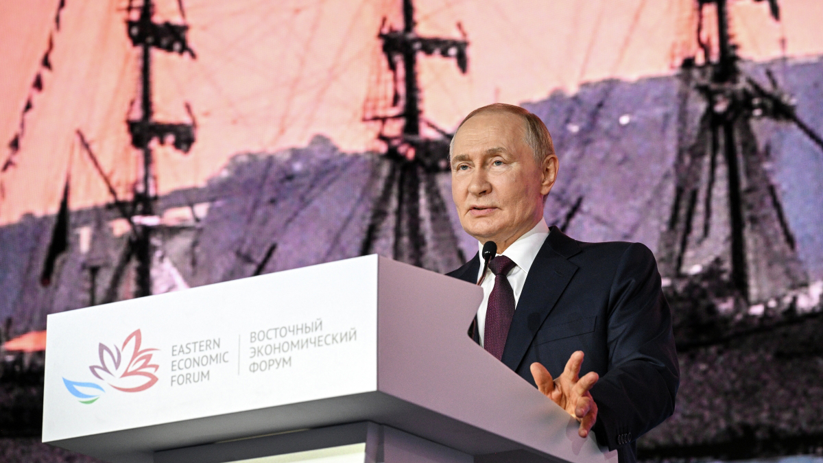 Экономика, сотрудничество и Украина: главное из заявлений Путина на ВЭФ