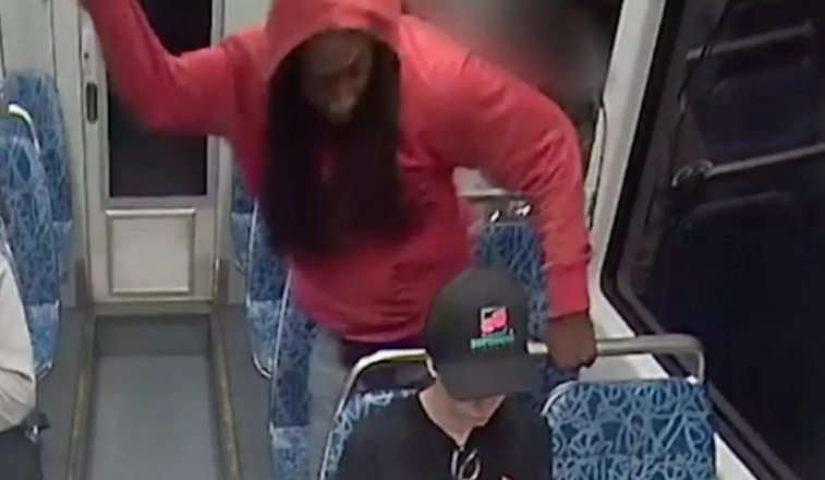 Телеканал WBTV опубликовал кадры убийства 23-летней украинки в метро в США