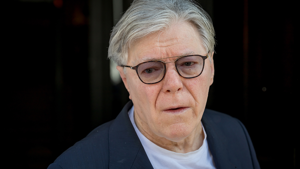 СМИ: Актера Збруева госпитализировали в столице