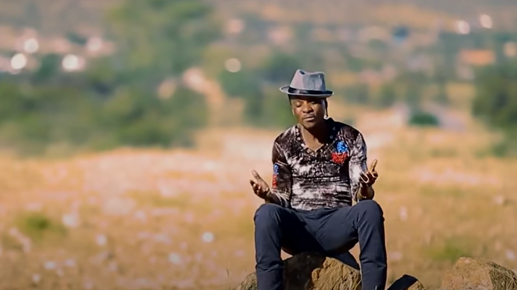 Певец Рас Шихама покончил с собой, отметив 59-летие