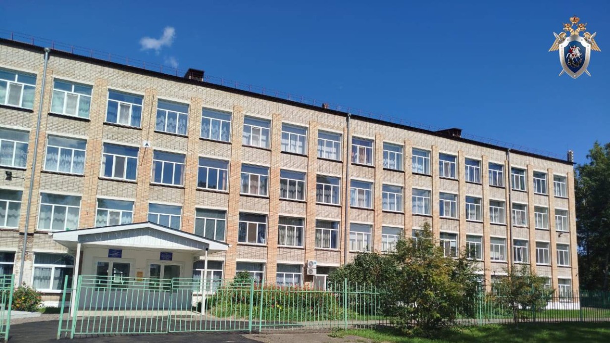 Школьник из Приморья внезапно умер во время урока в 15 лет