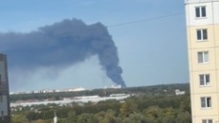 Мебельный склад загорелся в подмосковном поселке Некрасовском