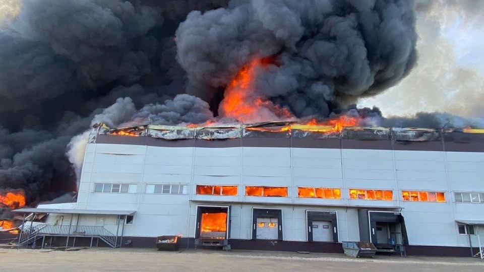 Крупнейшие пожары на складах в Подмосковье: количество пострадавших, причины, фото и видео