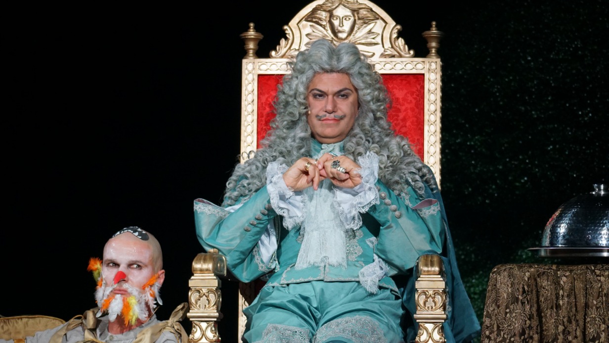 Николай Цискаридзе в роли короля Франции Людовика Великого в спектакле «Кабала святош»