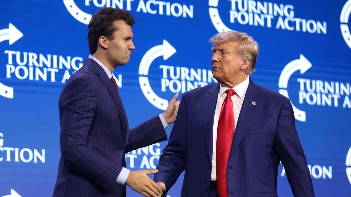 68c1d6fd82682c55b219ab9f CNN: Активиста Кирка могли застрелить с крыши одного из зданий