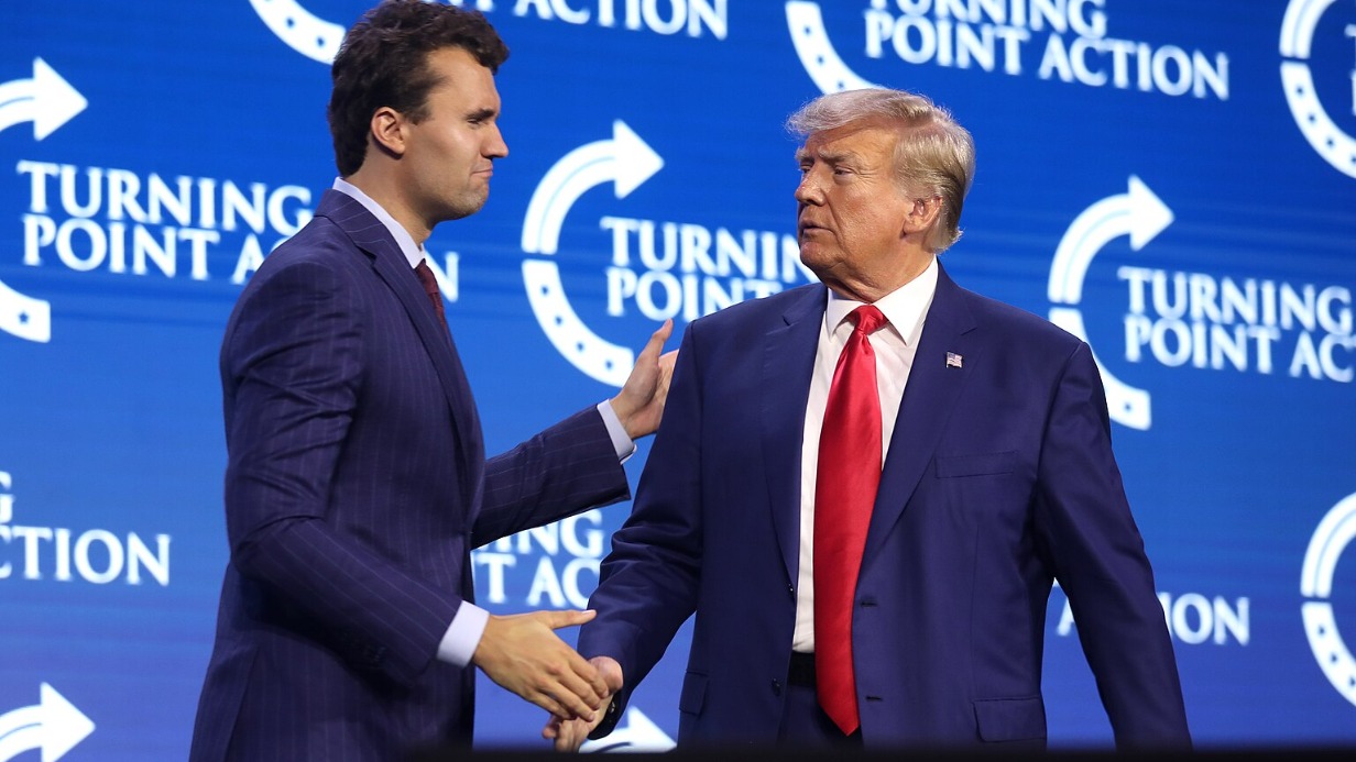 «Это второе чудо»: журналист Бек заявил, что Чарли Кирк остался жив после покушения