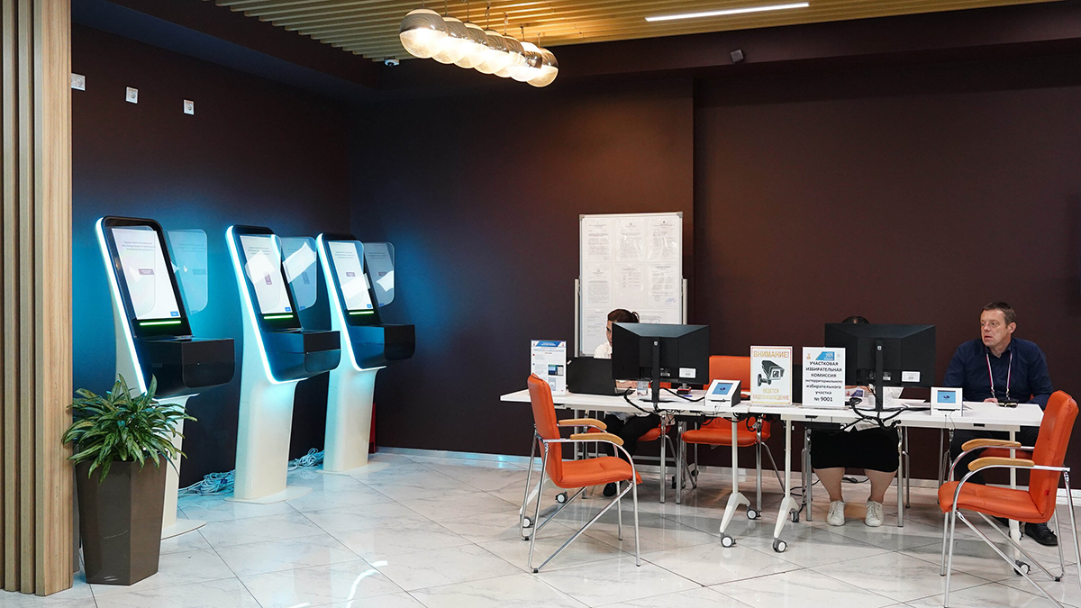 Кандидат на должность главы Коми оценил работу Общественного инфоцентра в Москве