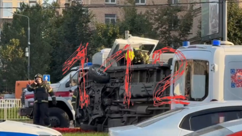 В ГАИ раскрыли подробности аварии с участием скорой на Кутузовском проспекте