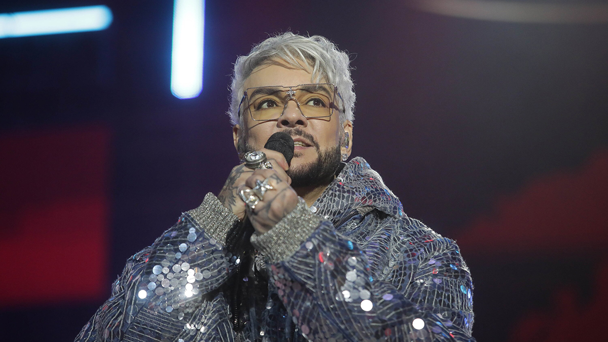 Киркоров призвал включить песни Пугачевой в школьную программу