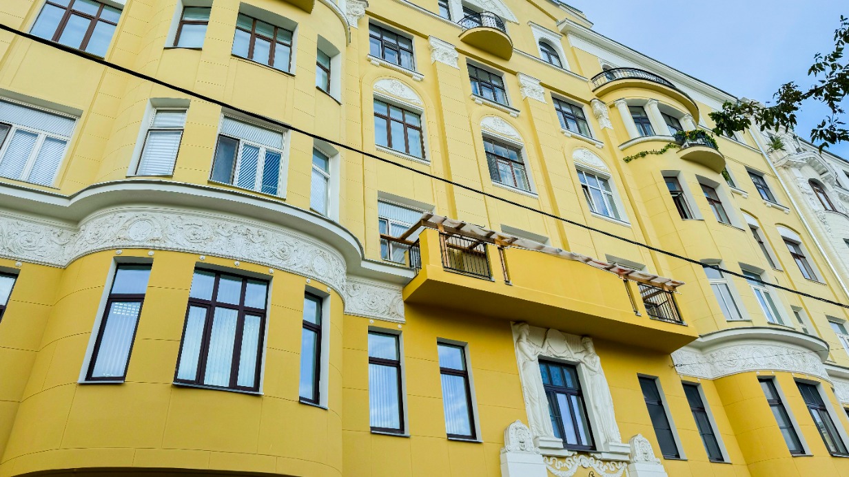 Москвичи выбирают самые красивые доходные дома, отремонтированные в Москве в 2024 году