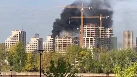 Строящийся ЖК загорелся в Даниловском районе на юге Москвы