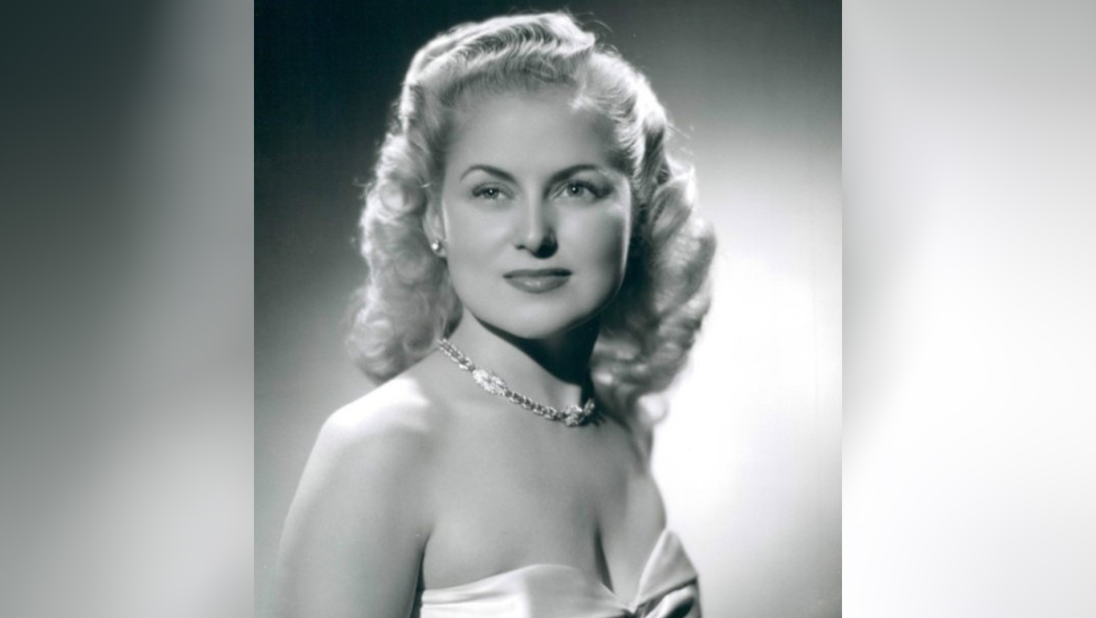 Умерла звезда сериала «Друзья» Пэт Краули