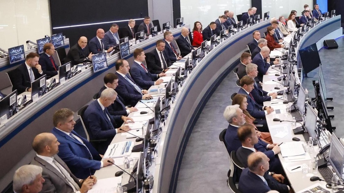 Собянин принял участие в стратсессии о развитии скоростного транспорта