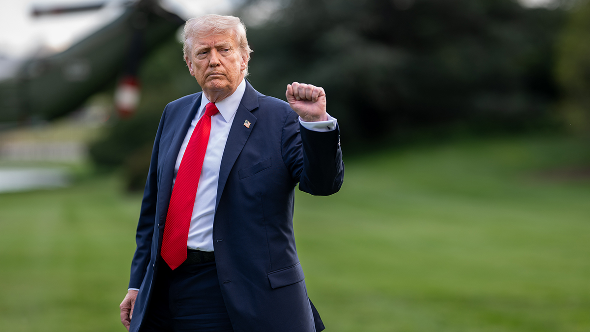 «Не собираюсь тратить время зря»: Трамп назвал условие для встречи с Путиным