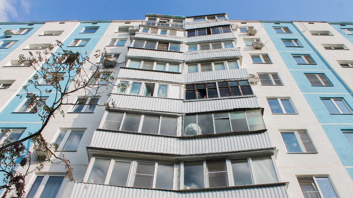 В районе Черемушки завершается капитальный ремонт дома 1976 года постройки