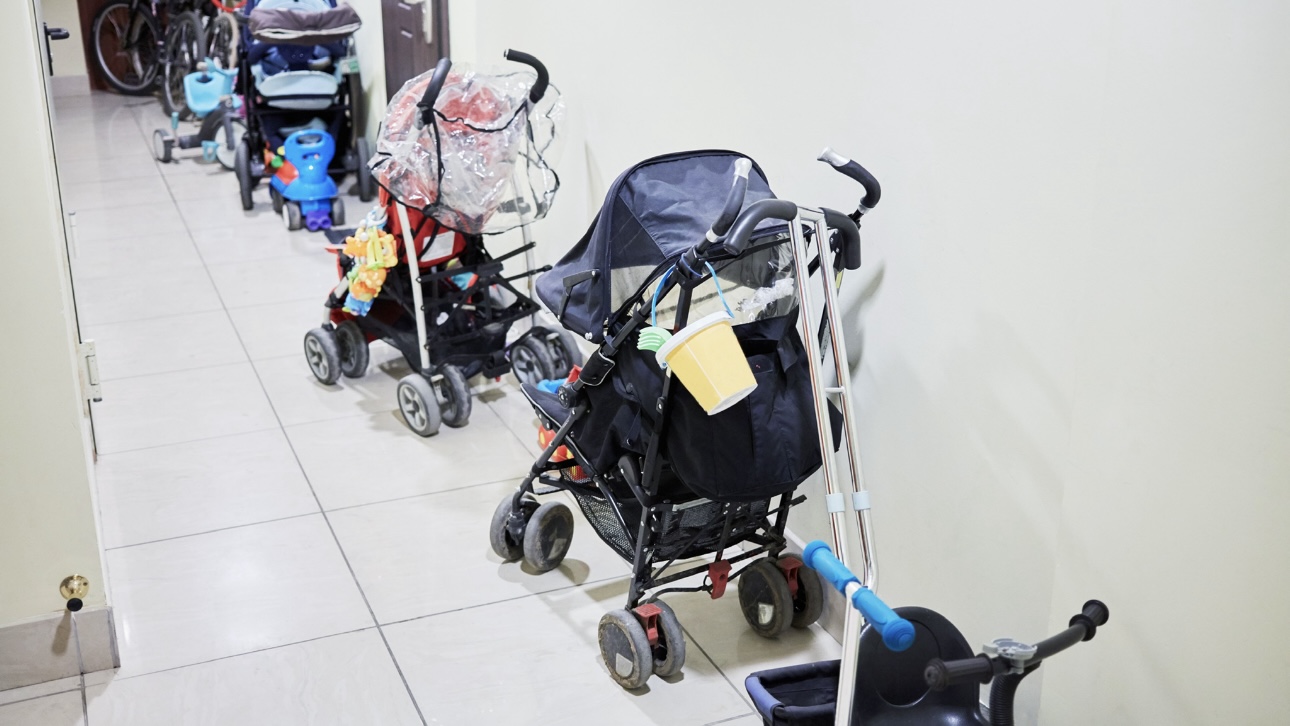 Штраф за захламление подъезда