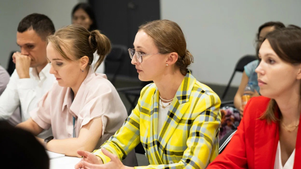 Перспективы торгово-экономического сотрудничества Москвы и Китая обсудили на бизнес-диалоге в Шанхае