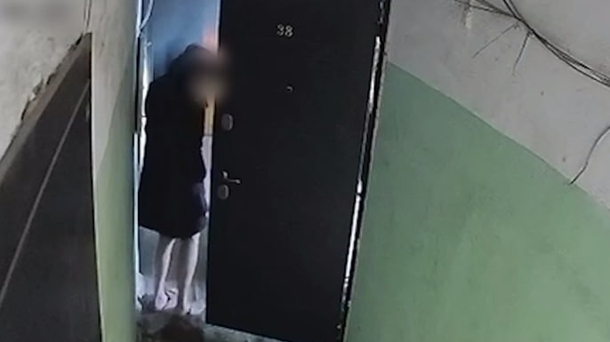 Женщина в Воскресенске погибла, после того как соседка подожгла дверь в квартиру