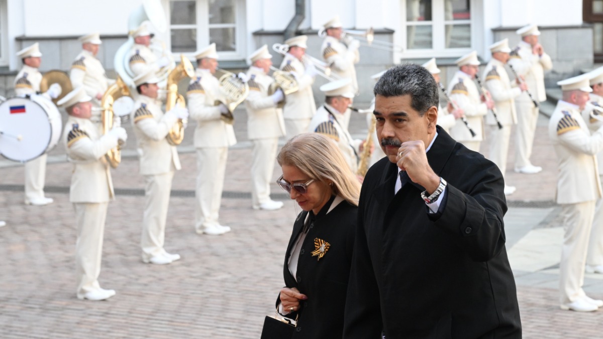Президент Венесуэлы Николас Мадуро с супругой Силией Флорес прибыли в Кремль на встречу с президентом РФ Владимиром Путиным перед военным парадом, посвященным 80-летию Победы