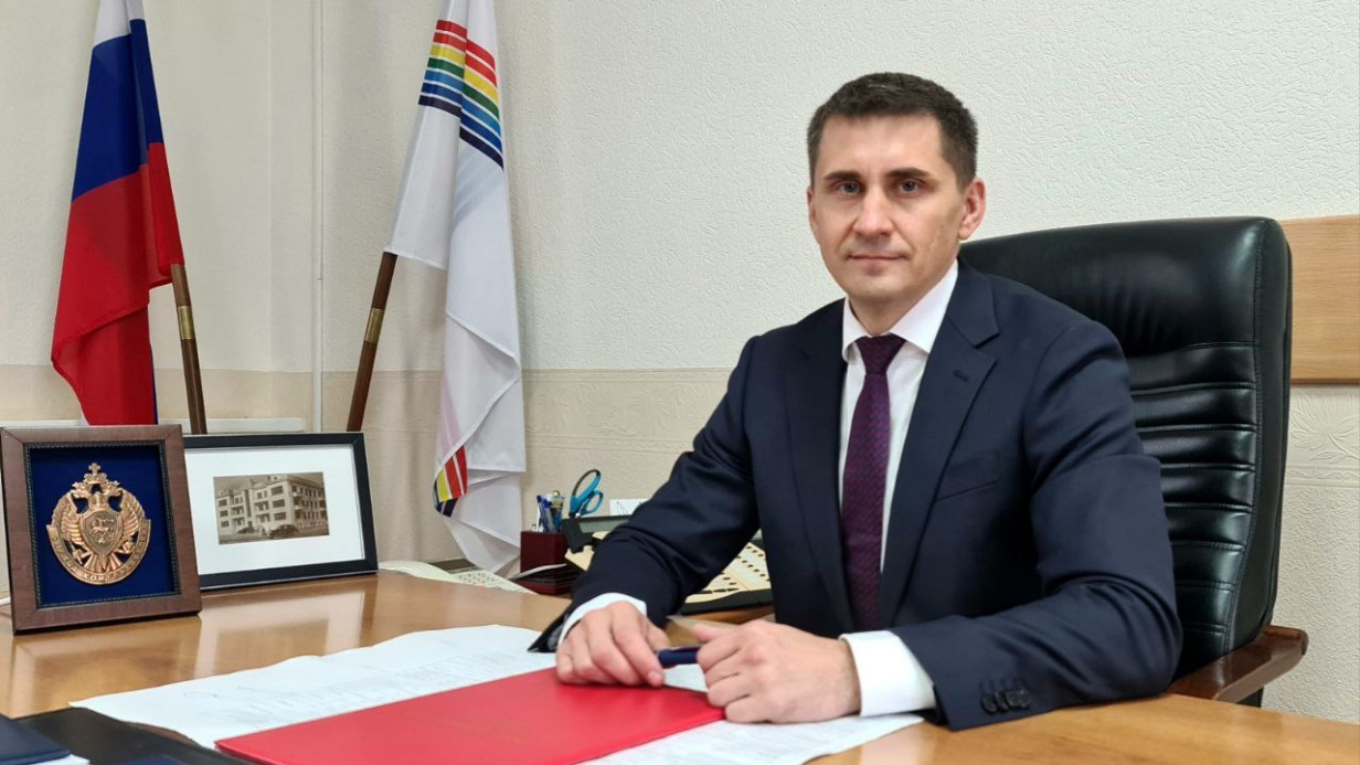 Мэр Биробиджана Максим Семенов ушел в отставку