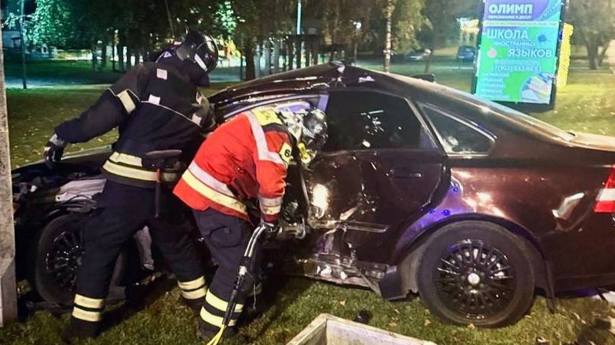 Два человека пострадали в результате аварии в подмосковном Можайске