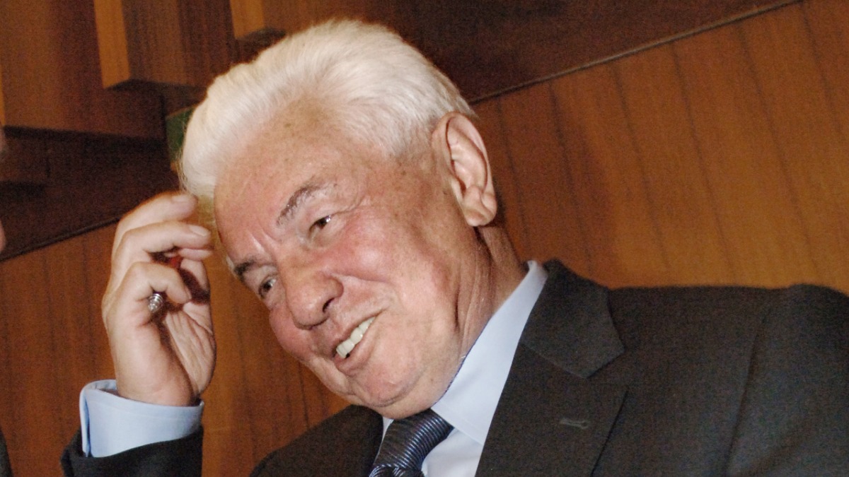 Владимир Войнович в зале «Космос» перед концертом в честь 75-летия писателя