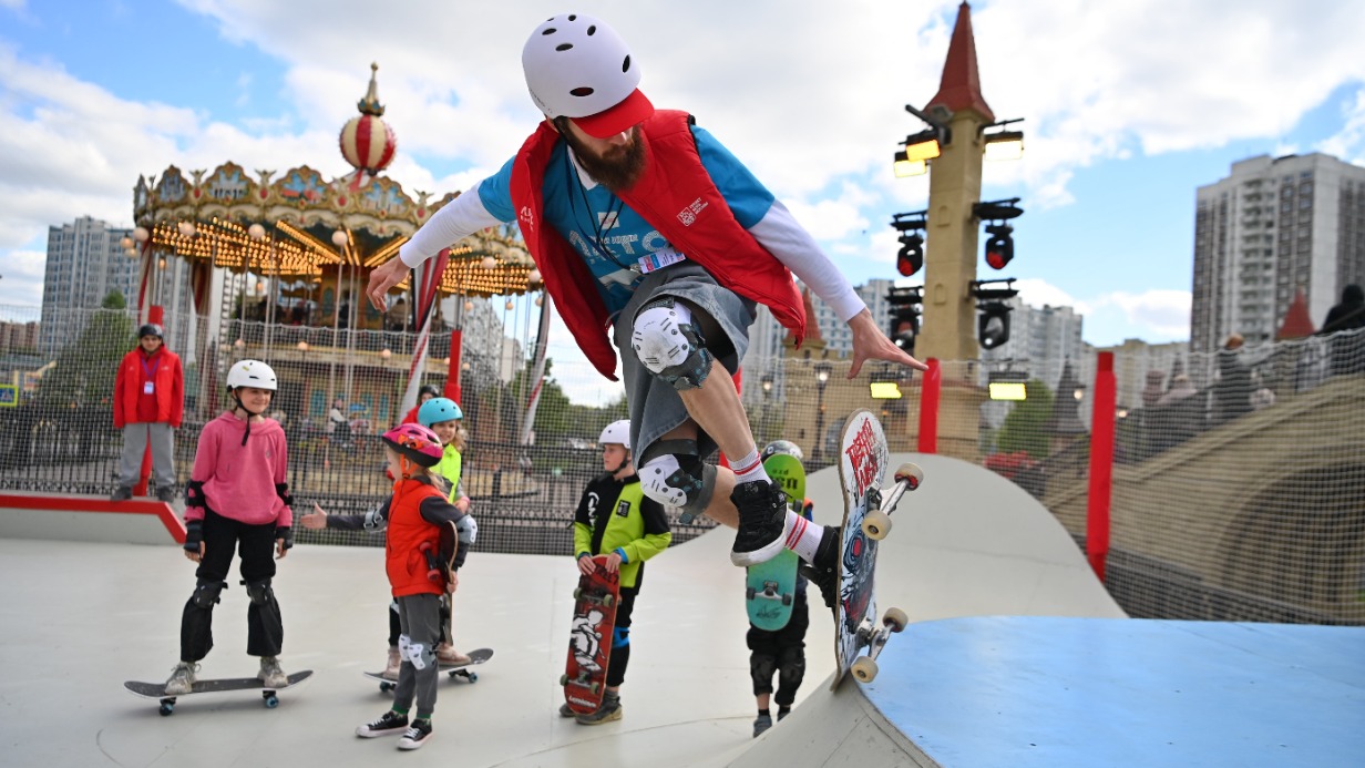 Сергунина рассказала о популярных окружных площадках «Московских сезонов» для занятий спортом