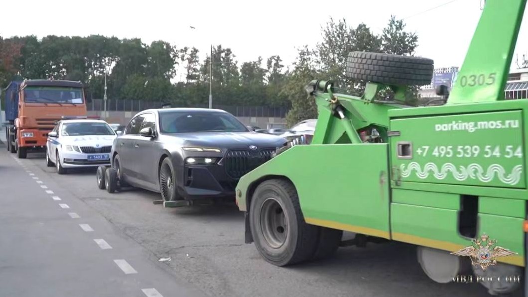 У москвича забрали BMW за 10 миллионов из-за штрафов на 400 тысяч рублей