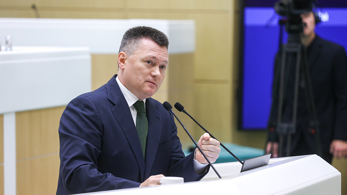 Путин лично поздравил Краснова с утверждением председателем Верховного суда