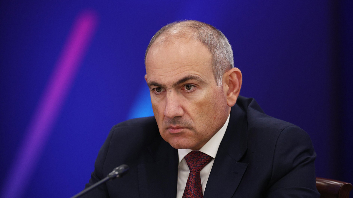 Пашинян заявил, что в Армении невозможно производить коньяк и шампанское