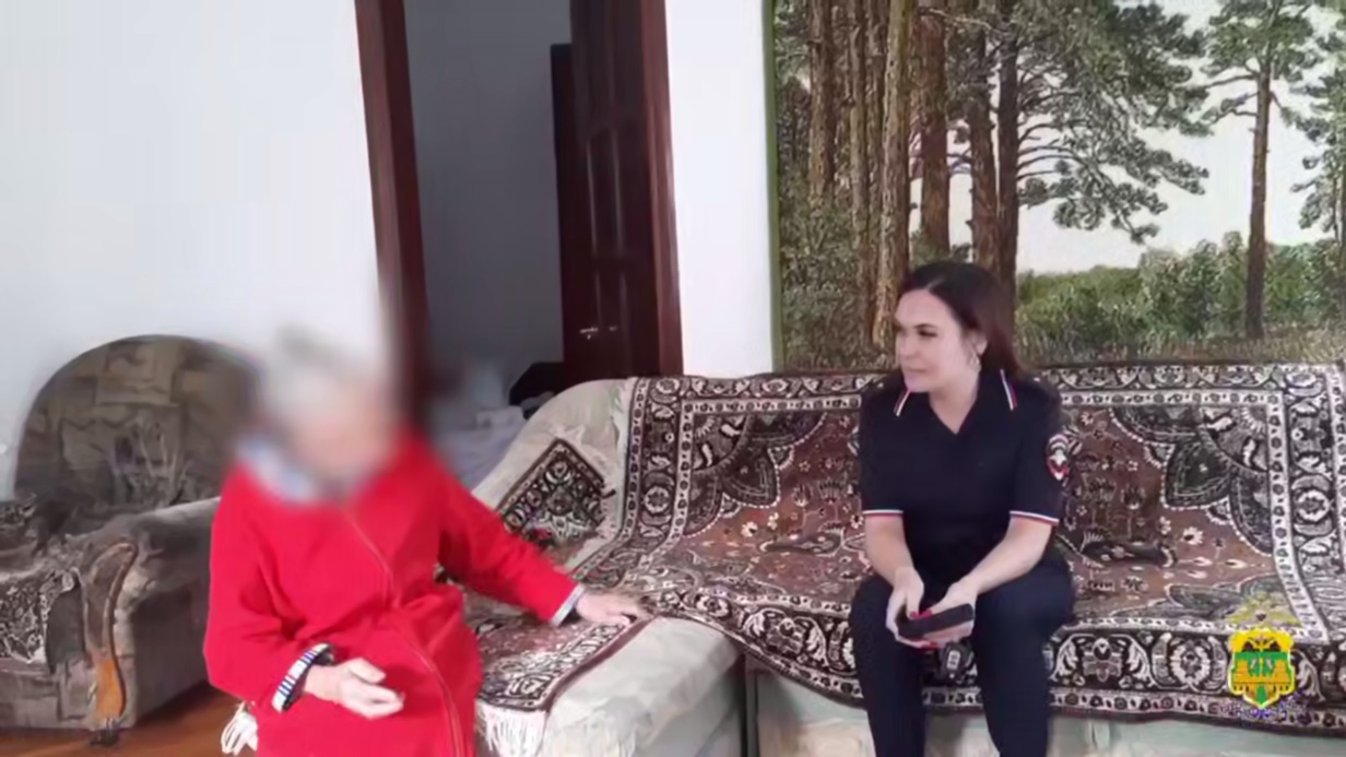 Пенсионерка лишилась сбережений после «обряда снятия порчи» на Кубани