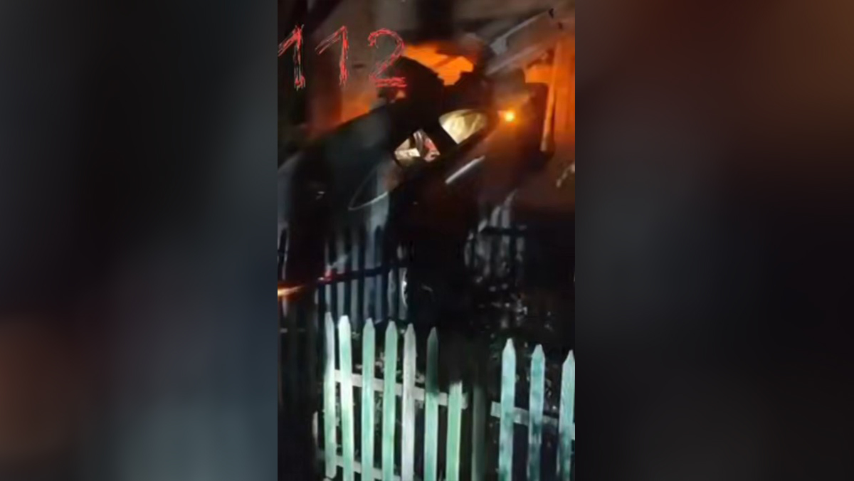 «112»: Дочь авторитета Цапка врезалась в частный дом под Таганрогом