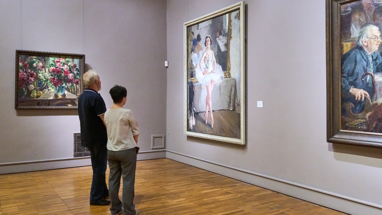 Замдиректора Третьяковки Татьяна Шаршавицкая рассказала, какие секреты долголетия скрывают известные шедевры