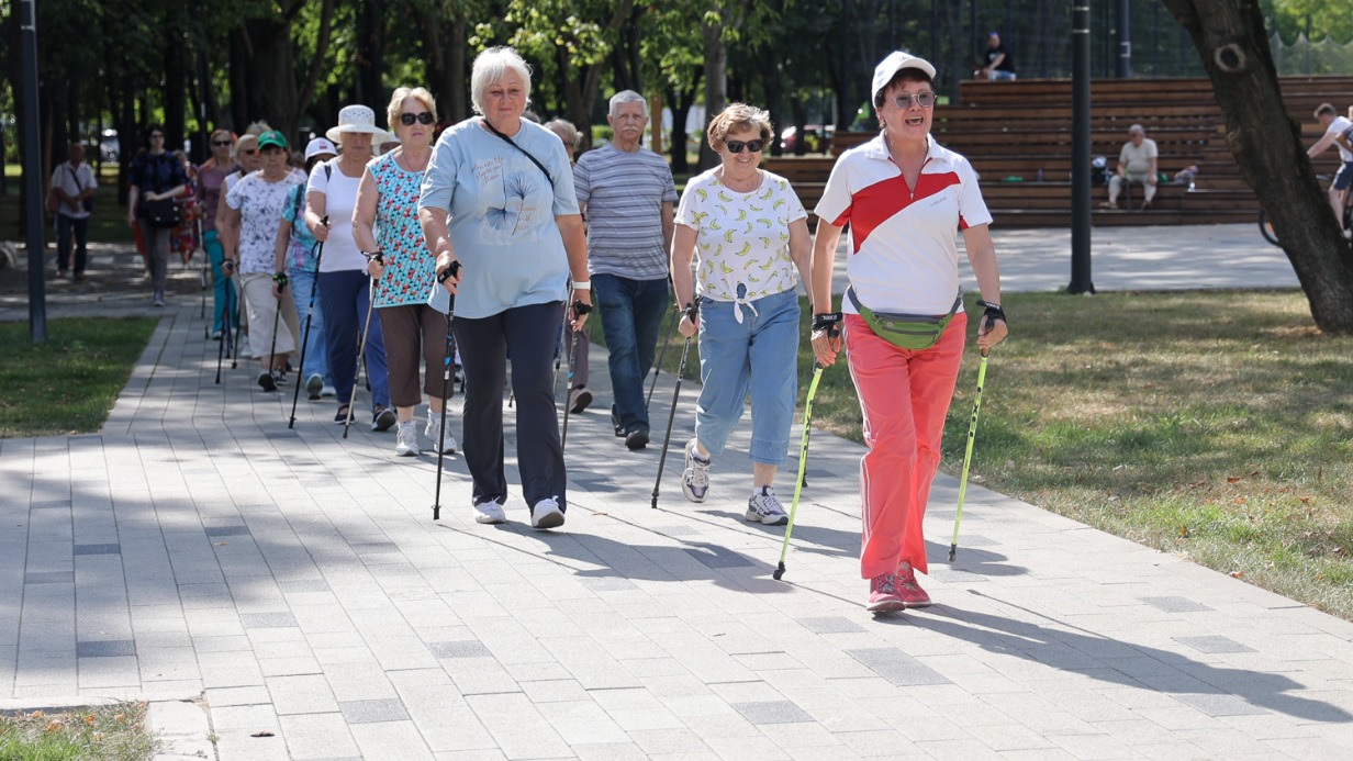 Спортивный променад пройдет в парках СВАО во Всемирный день ходьбы