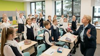 Наставник дней моих суровых: нужна ли в России реформа института классных руководителей