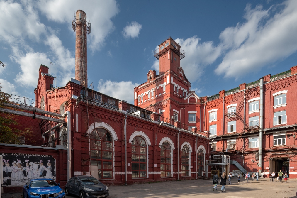 Экскурсия сквозь время: за какими тайнами стоит отправиться в путешествие по Лефортово