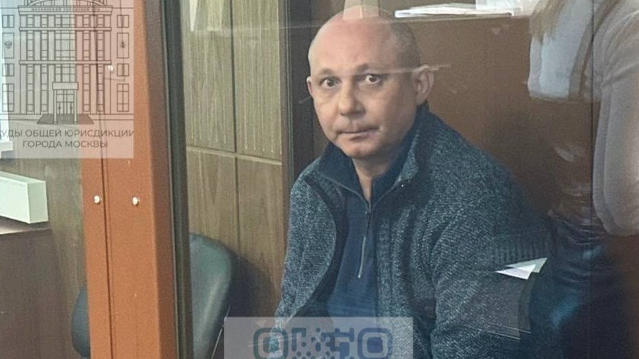 Главу МЧС России по КБР Надеждина арестовали на два месяца за получение взятки